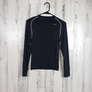 boys nike long sleeve shirt size large